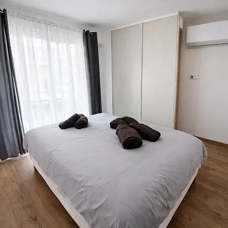 דירה L Impasse Des Pins, Centrally Located And Renovated